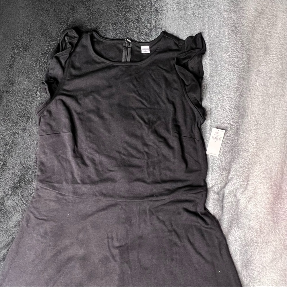 ✨old navy black dress✨